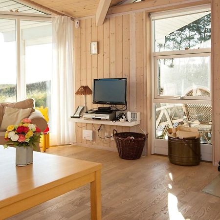 6 Person Holiday Home In Knebel Orby ภายนอก รูปภาพ